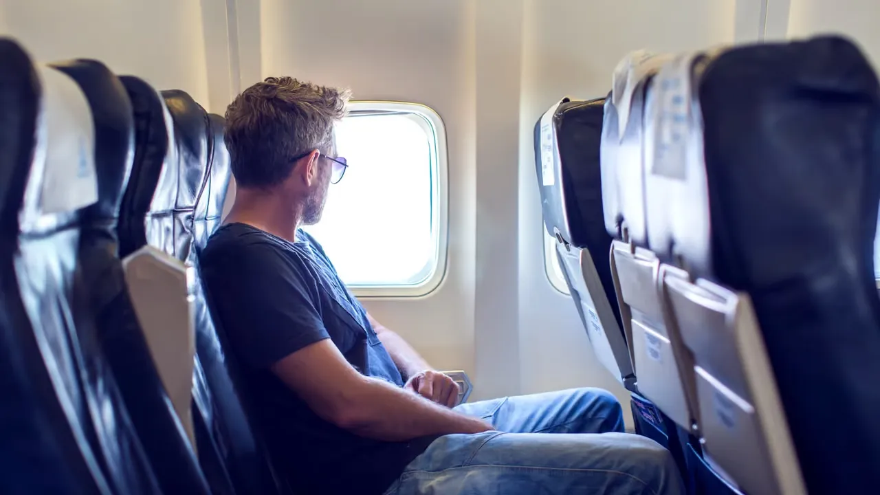 Varför blir flygbiljetter billigare med AI